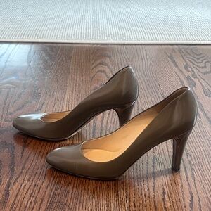 Jimmy Choo Gray/Taupe Heels